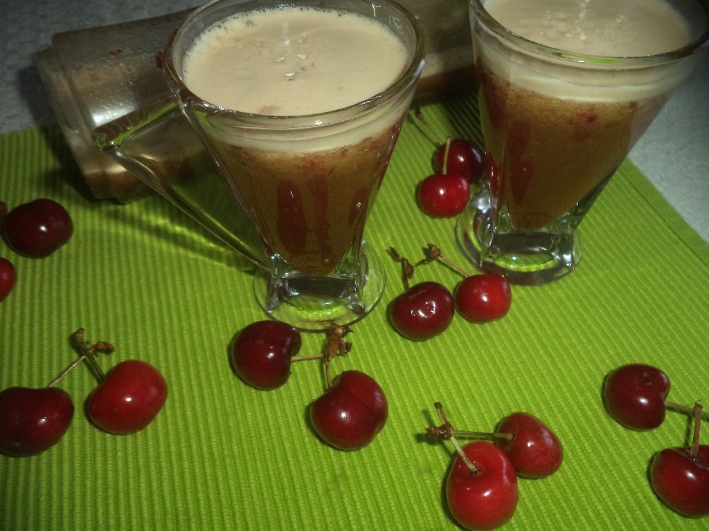 Smoothie din cirese