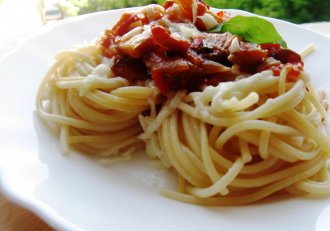 Spaghetti cu sos