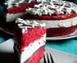 Tort Catifea rosie cu capsuni-0