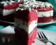 Tort Catifea rosie cu capsuni-1