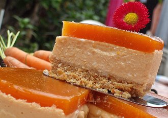 Prajitura cu nectar de morcovi si branza dulce
