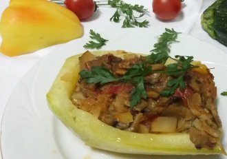 Dovleac umplut cu legume