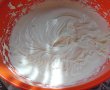 Desert tort cu crema de ciocolata alba, mascarpone si zmeura-3