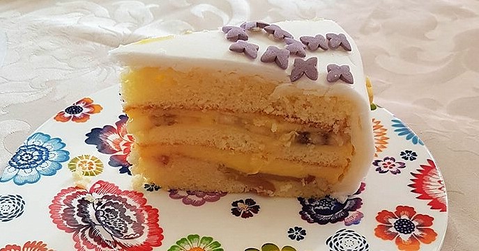 Tort Kira - cu mere caramelizate, banane si crema de vanilie