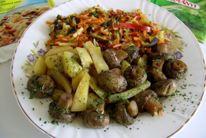 Cartofi cu ciuperci si legume