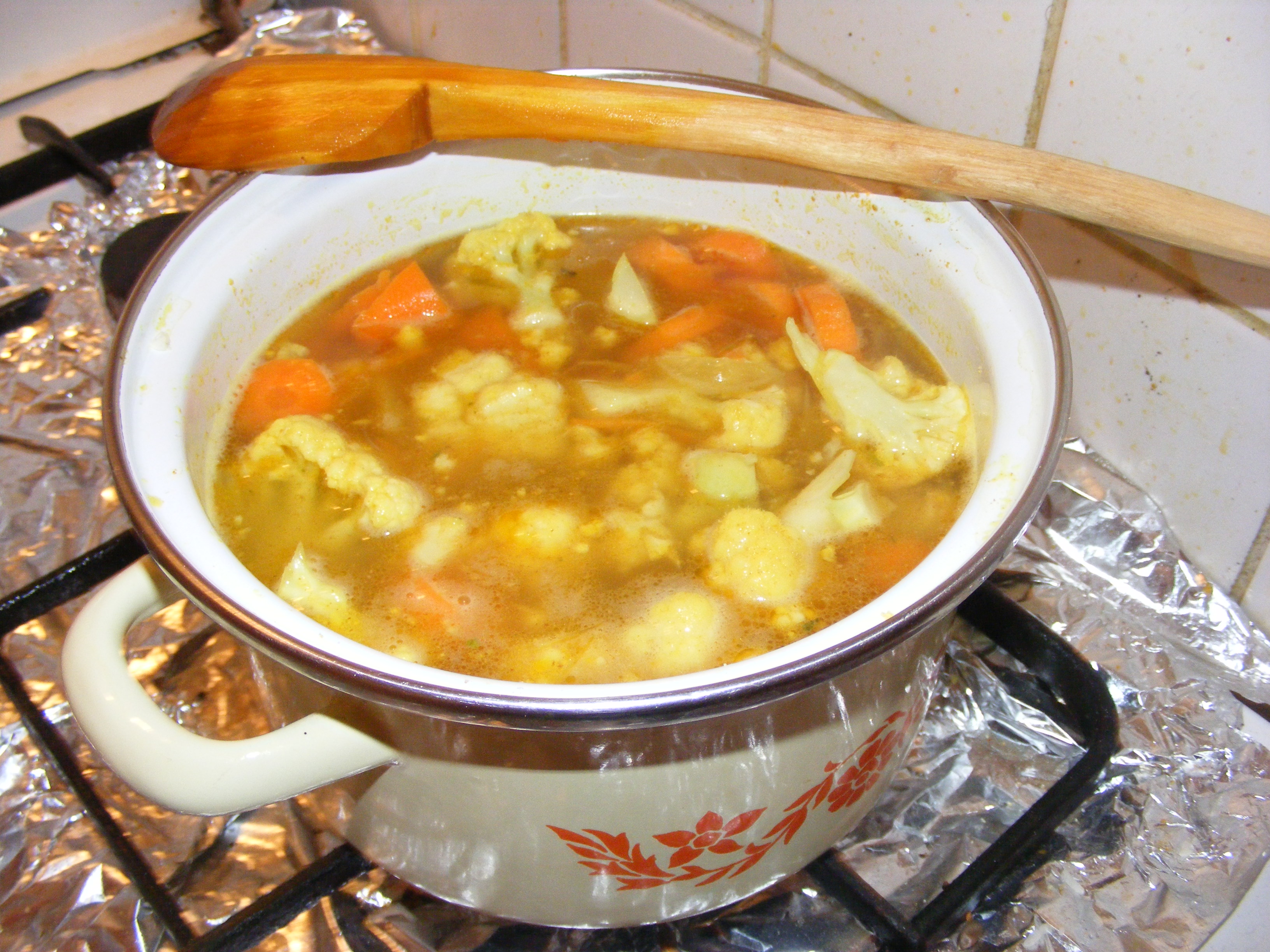 Supa crema de conopida cu curry
