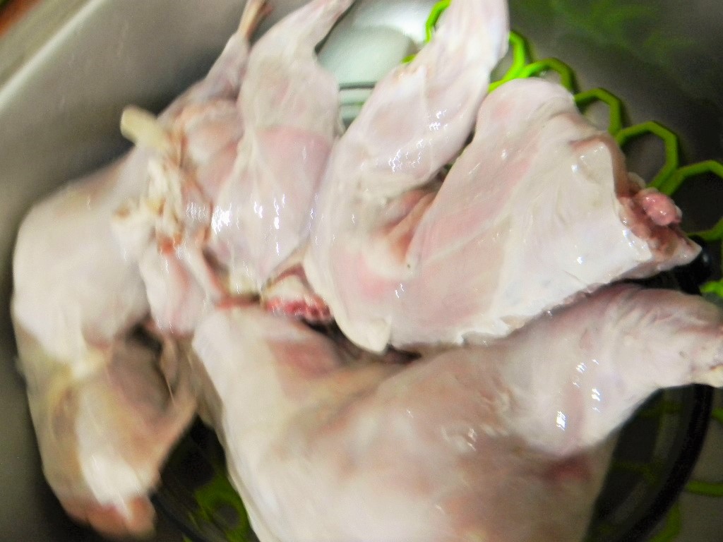 Kouneli psito- friptura greceasca de iepure