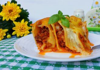 Pacherri giganti umplute cu carne de porc