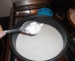 Lapte de pasare cu sos de zmeura-5
