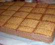 Desert tort de biscuiti cu crema de mascarpone si finetti-4