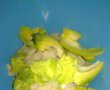 Floricele umplute cu pasta de avocado si conopida-5