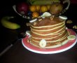 Pancake mic-dejun cu nuci, miere si banane-9