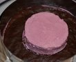 Tort de ciocolata cu mousse de iaurt si mure-10