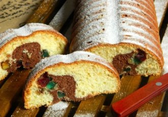 Chec cu cacao si fructe confiate