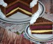 Tort de ciocolata cu mure si piersici - Reteta nr. 100-19