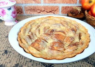 Desert tarta cu mere