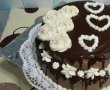 Desert tort cu crema de ciocolata neagra si alba si afine - Reteta nr. 600-7