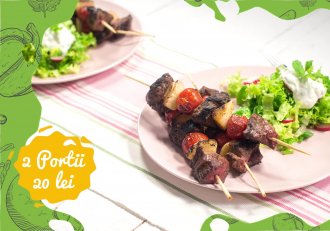 Frigarui de miel si salata asortata