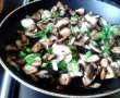 Aperitiv omleta cu ciuperci si ceapa verde-4