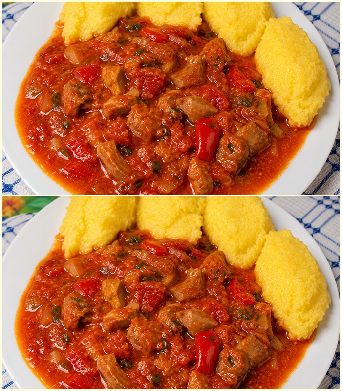 Tocanita de rosii cu mamaliguta
