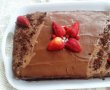Desert tort cu mousse de ciocolata si zmeura-6