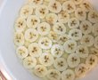 Desert prajitura rasturnata cu banane si caramel-7