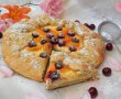 Desert tarta rustica cu piersici si cirese-4
