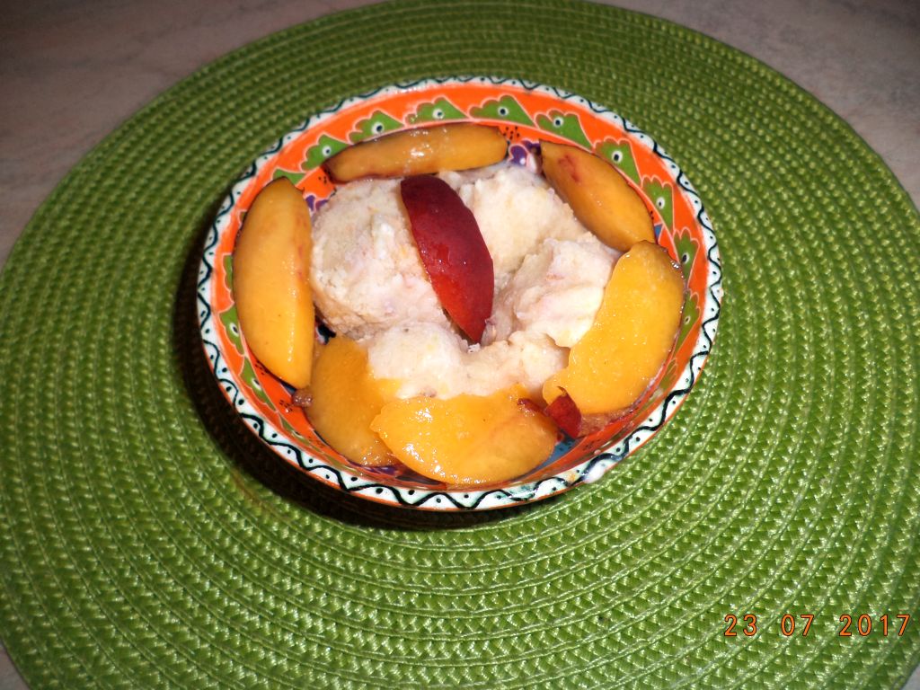 Desert inghetata de fructe