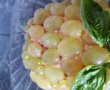 Salata de cruditati cu maioneza si struguri-1