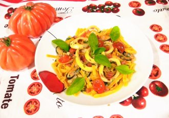Linguini siciliene cu fructe de mare