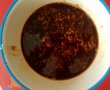 Burta de porc la gratar cu salsa picanta de nectarine si fasole cu usturoi-2
