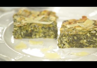 Aperitiv tarta fara aluat, cu spanac si branza de capra