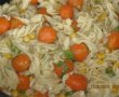 Salata de paste fusilli, porumb si carote  pariziene-4