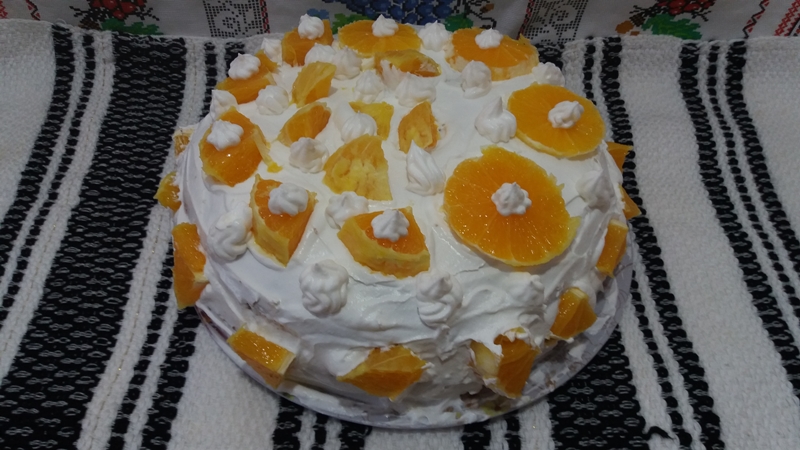 Desert tort cu portocale si frisca