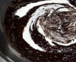 Desert tort cu ciocolata, crema de piersici si blat umed-6