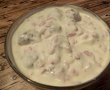 Chiftele in sos de maioneza cu iaurt si ceapa rosie-3