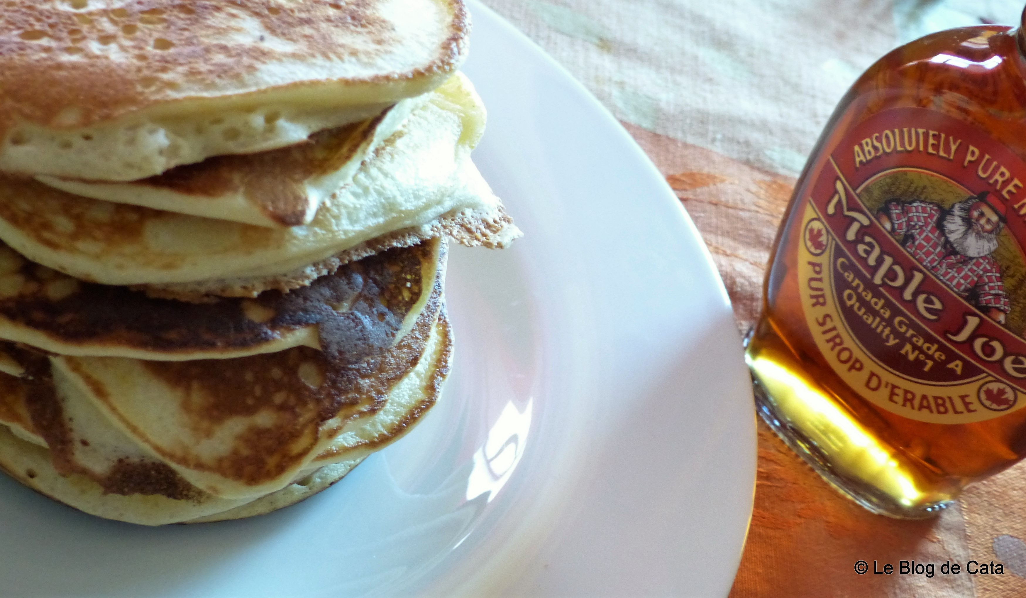 Desert pancakes cu sirop de artar/ Clatite Canadiene