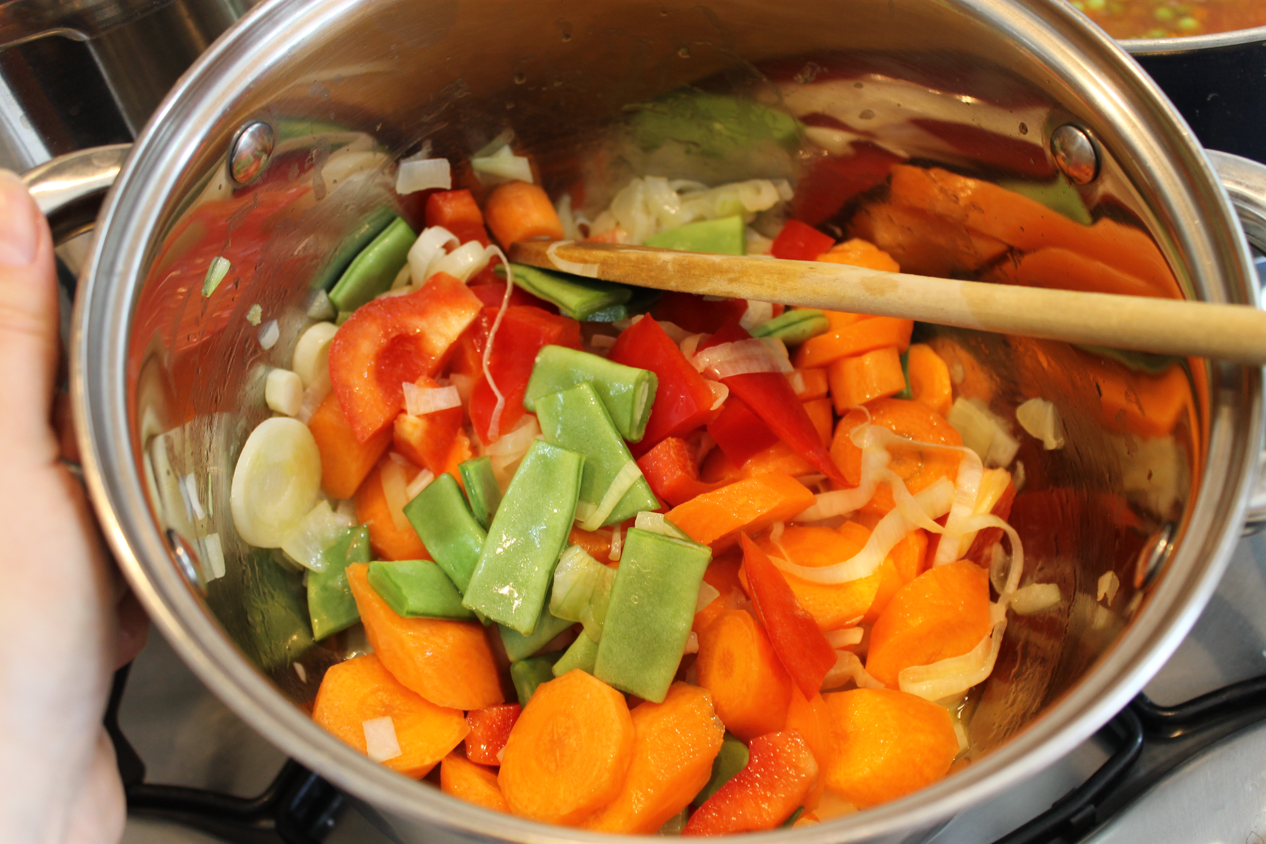 Supa de legume cu doua tipuri de fasole