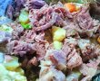 Salata de vitel cu cartofi si castraveti murati-10