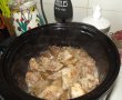Tocanita de vitel la slow cooker Crock-Pot-8