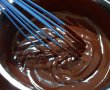 Desert tort de ciocolata cu capsuni (la rece)-6