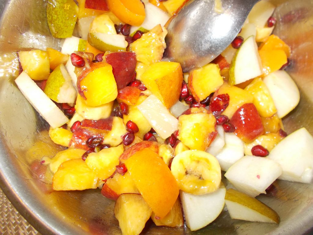 Salata din fructe de vara