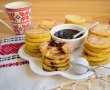 Desert mini pancakes cu piersici-11