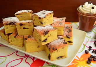 Desert prajitura cu banane si perle de ciocolata