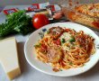 Spaghete cu chiftelute in sos de rosii-11