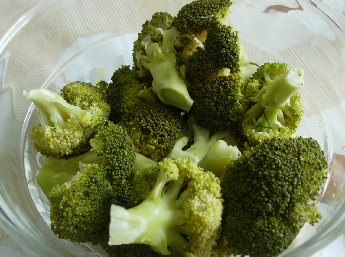 Salata de broccoli