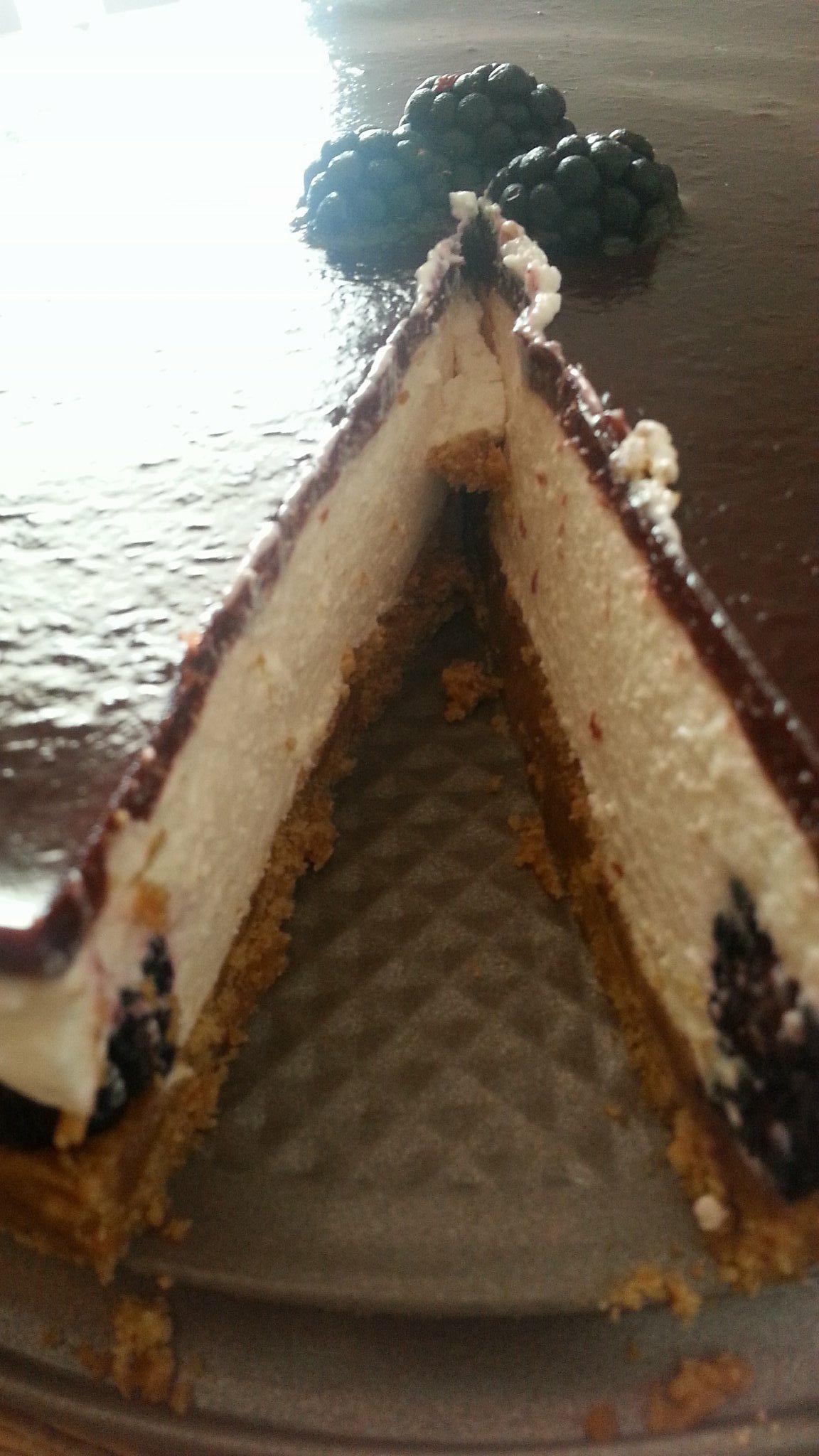 Desert cheesecake cu mure