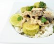 Curry verde thailandez cu pui, ciuperci  si dovlecel-0