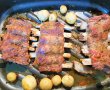 Costite marinate de porc, cu cartofi si verdeata-5