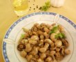 Salata de ciuperci cu usturoi-0